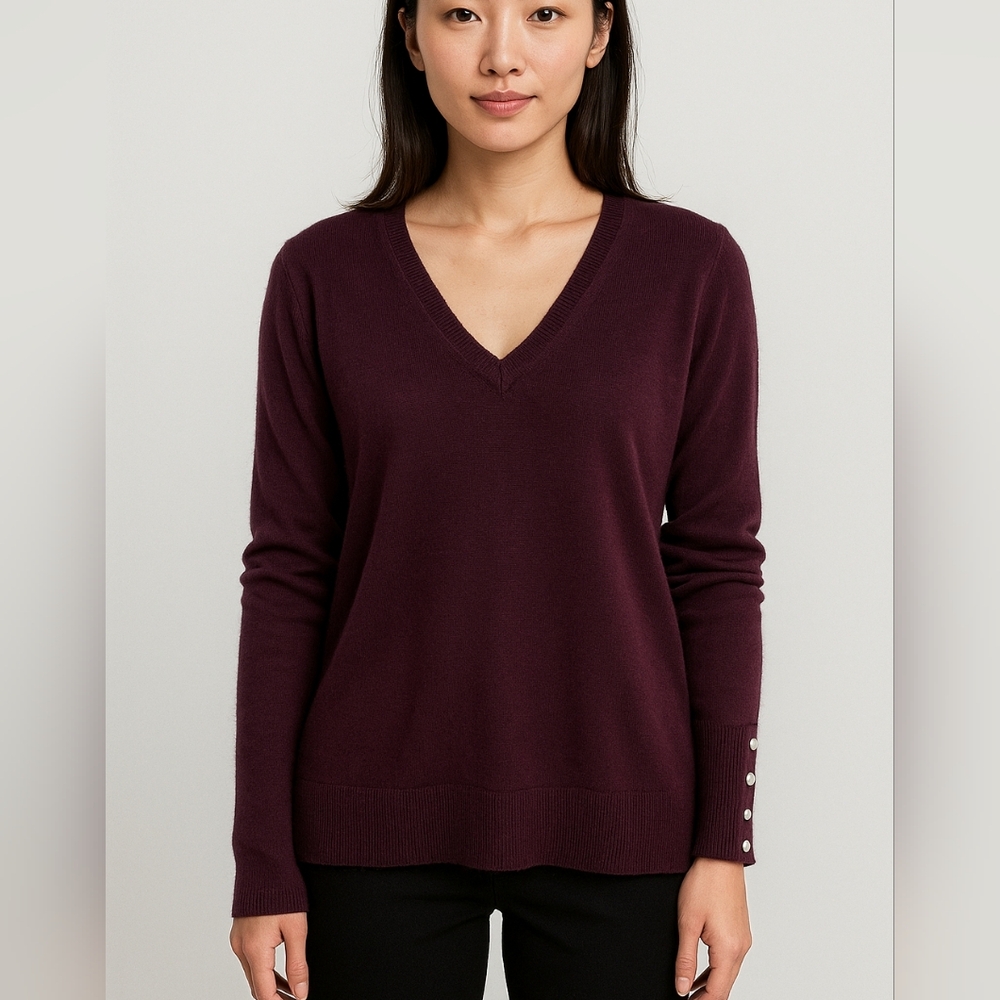 Kenar Women's V-Neck Sweater in Dark Purple